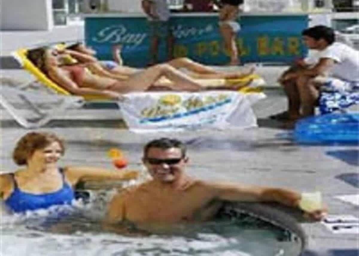 מירטל ביץ' *Wonderful Amenities*Queen Beds * Pools & More*C50 מראה חיצוני תמונה